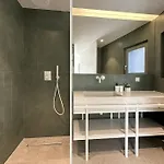 Apartment The Met Main 2