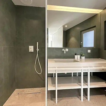 Apartament The Met Main 2